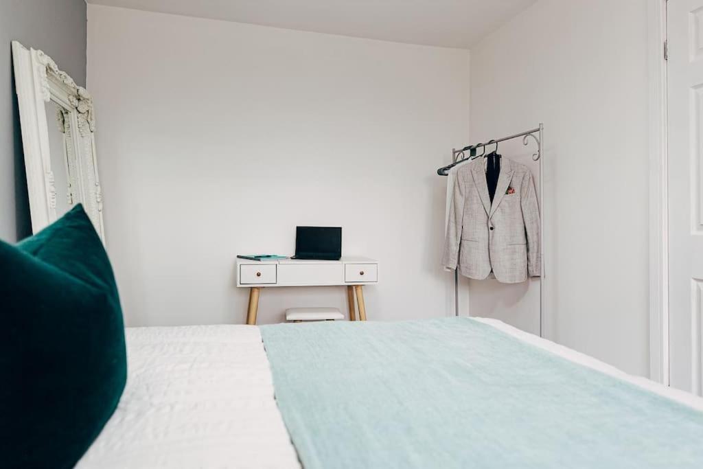 Park & Relax In 1Bd Central Liverpool Home Exteriör bild