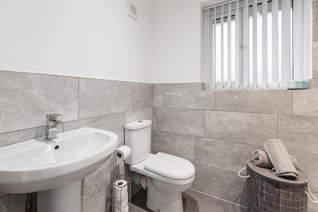 Park & Relax In 1Bd Central Liverpool Home Exteriör bild