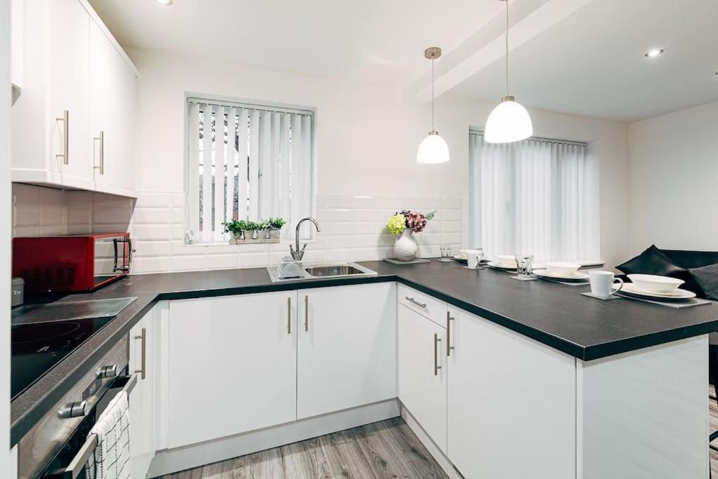 Park & Relax In 1Bd Central Liverpool Home Exteriör bild