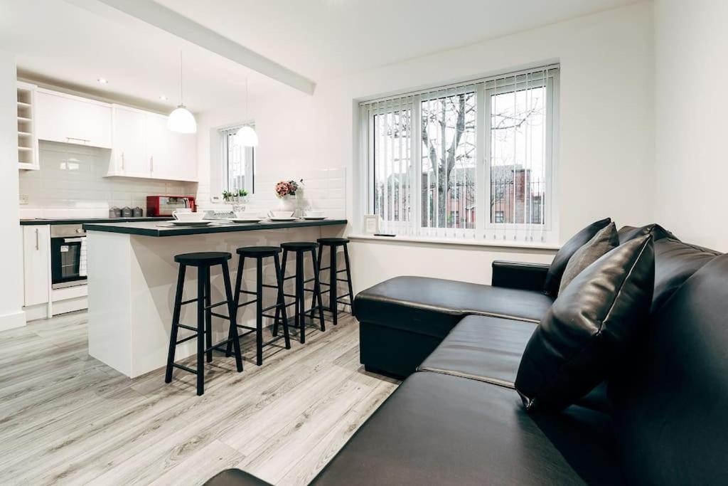 Park & Relax In 1Bd Central Liverpool Home Exteriör bild