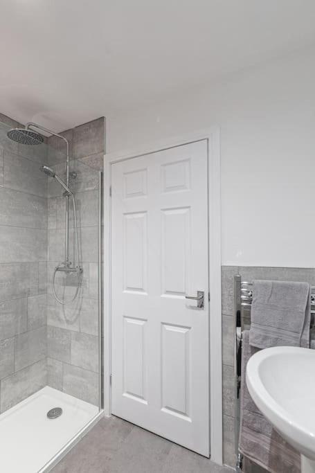 Park & Relax In 1Bd Central Liverpool Home Exteriör bild